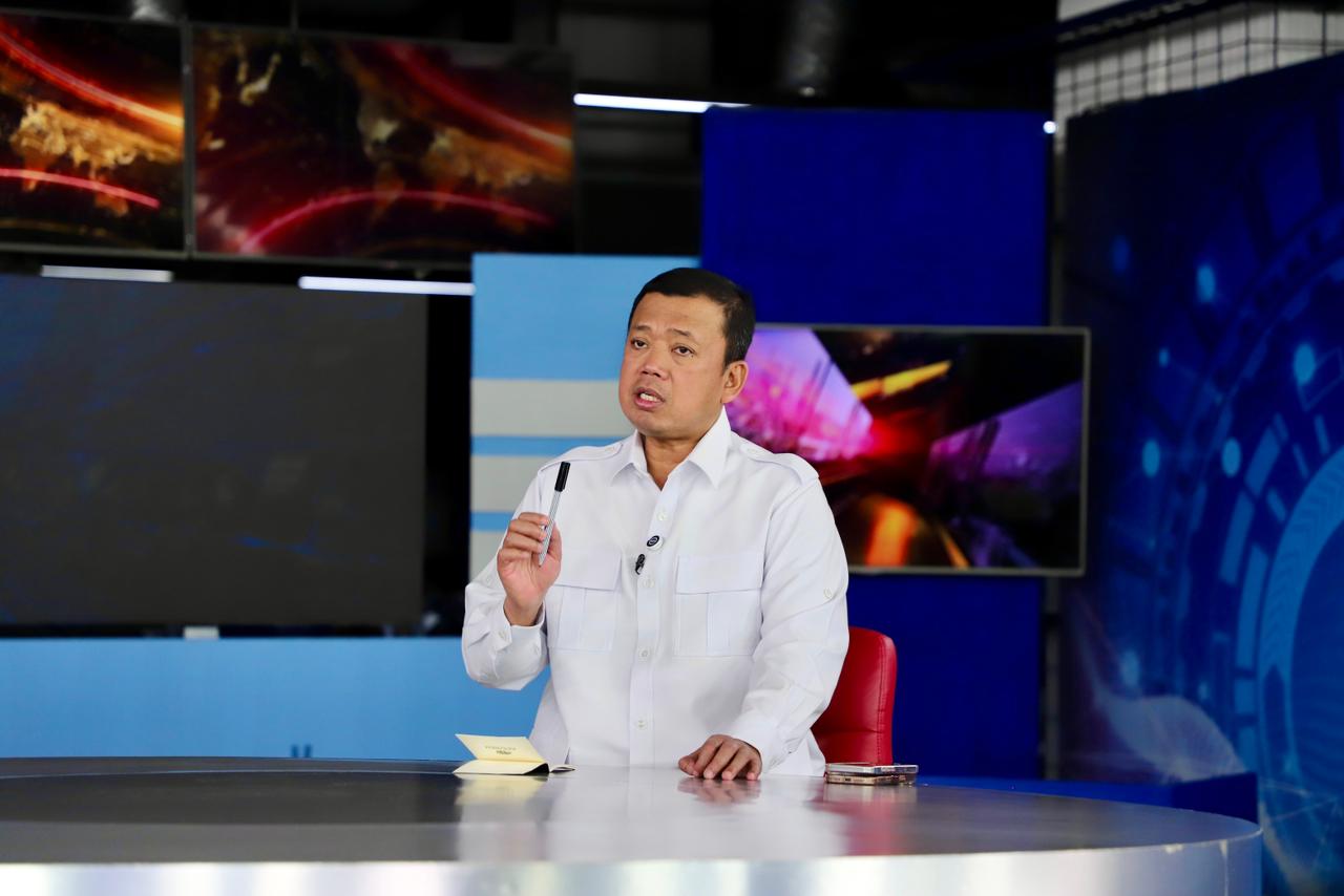 Menteri Nusron Serahkan Sertipikat Hak Pakai ke Menlu Sugiono: Wujud Amankan Aset Negara