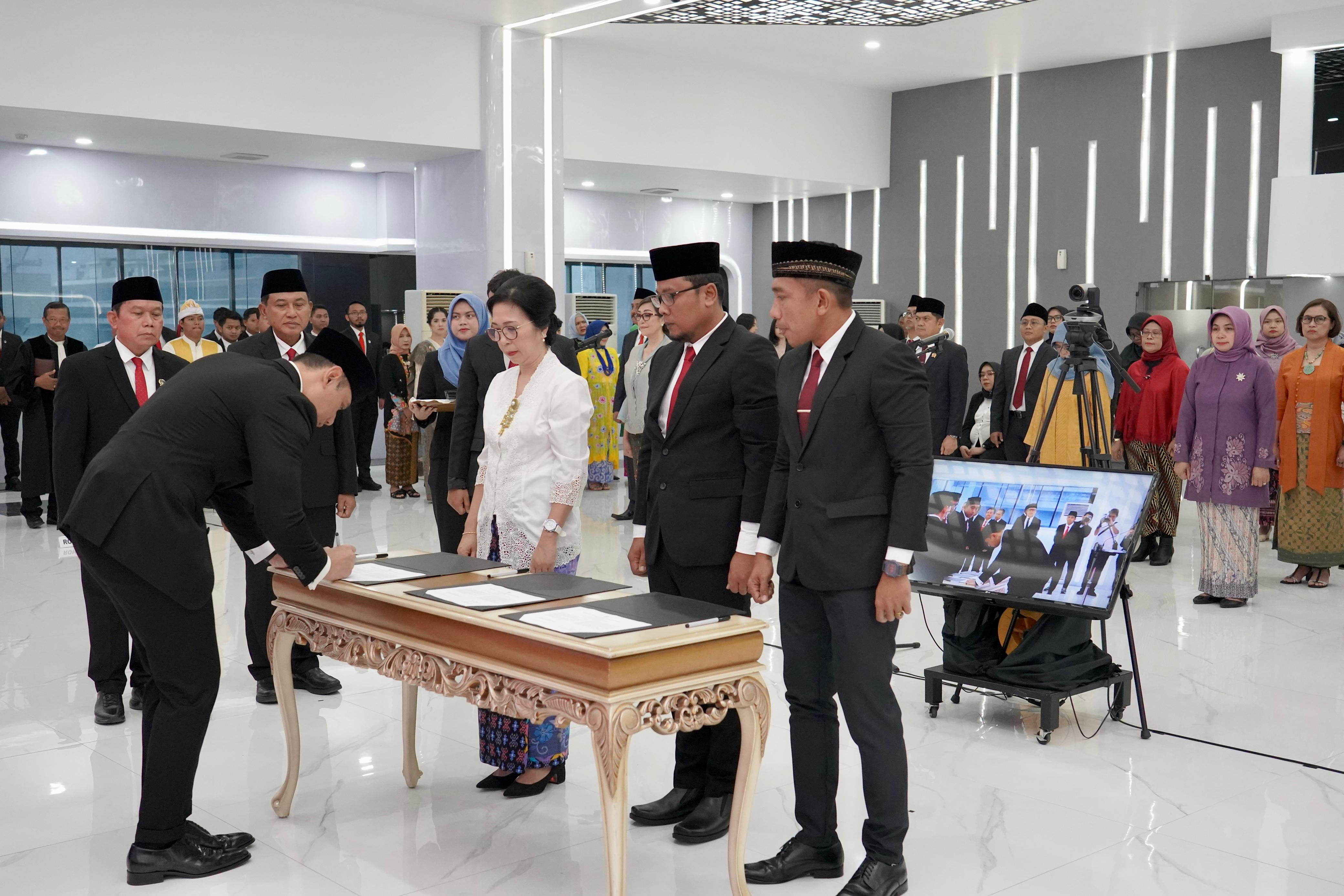 Kementerian ATR/BPN Lantik 67 Pejabat Struktural dan Fungsional