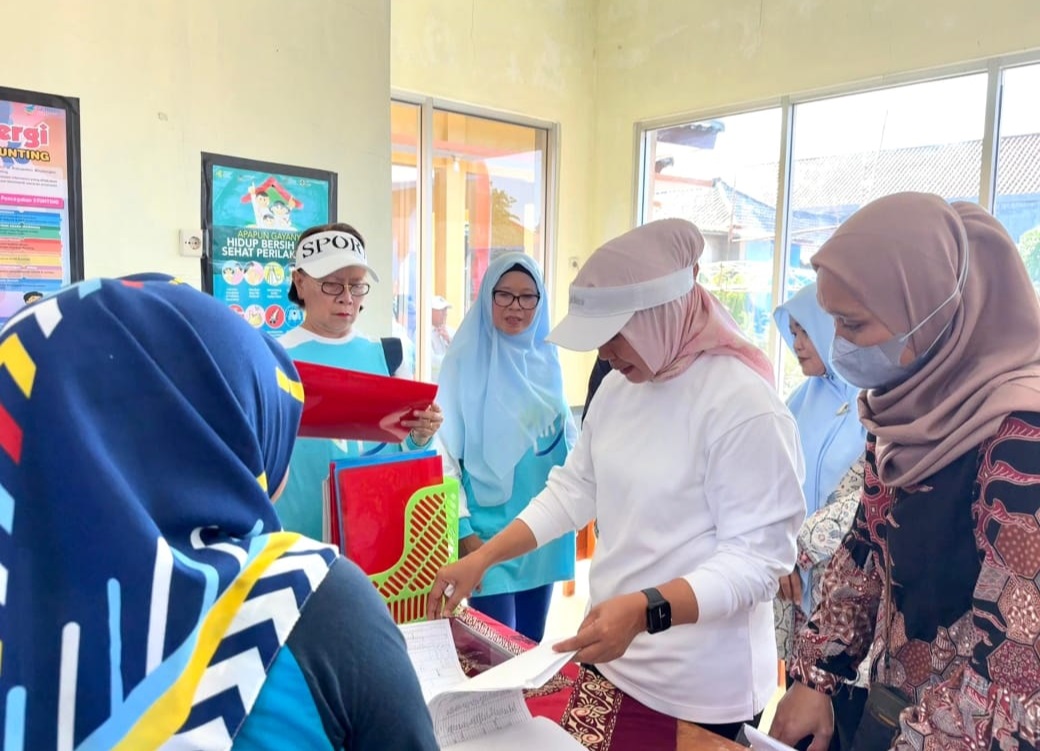 Ketua TP PKK Majalengka Lakukan Pembinaan Posyandu