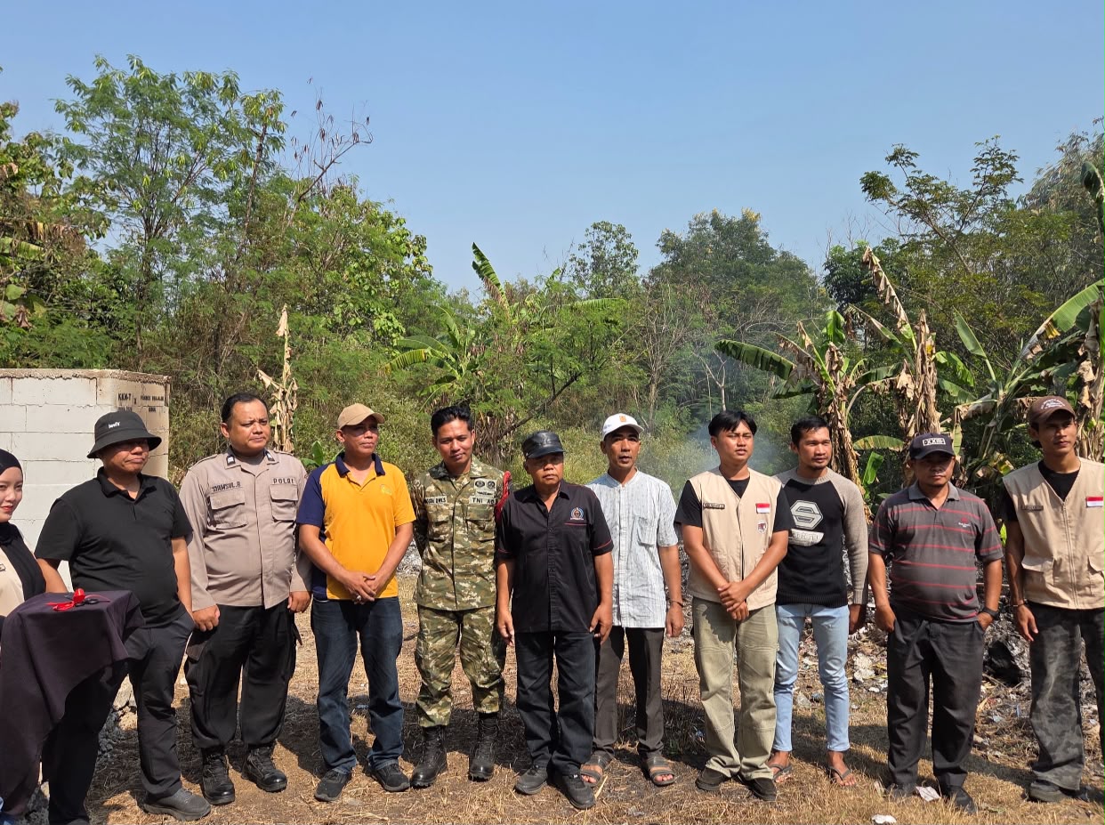 Mahasiswa KKN-T Desa Panjalin Kidul Wujudkan Program Beres Sampah di Desa