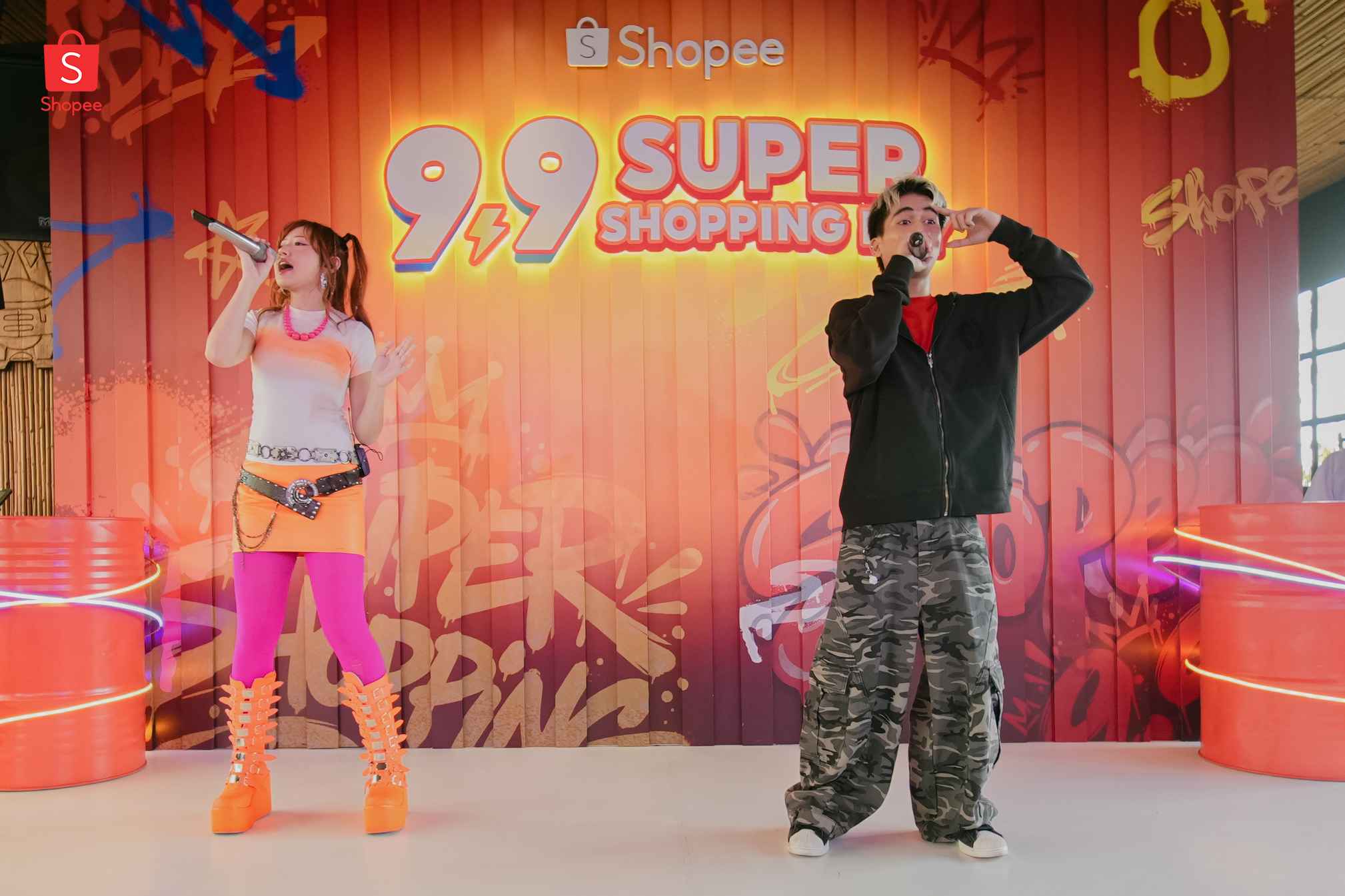 Jutaan Kali Ditonton! 'Kasih Aba-Aba 2.0' Shopee 9.9 x Naykilla & Tenxi Tembus 10 Juta Views