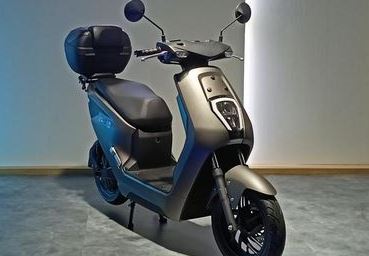 4 Daftar Harga Motor Listrik Buatan Indonesia, yang Sudah Masuk Subsidi di Tahun 2025