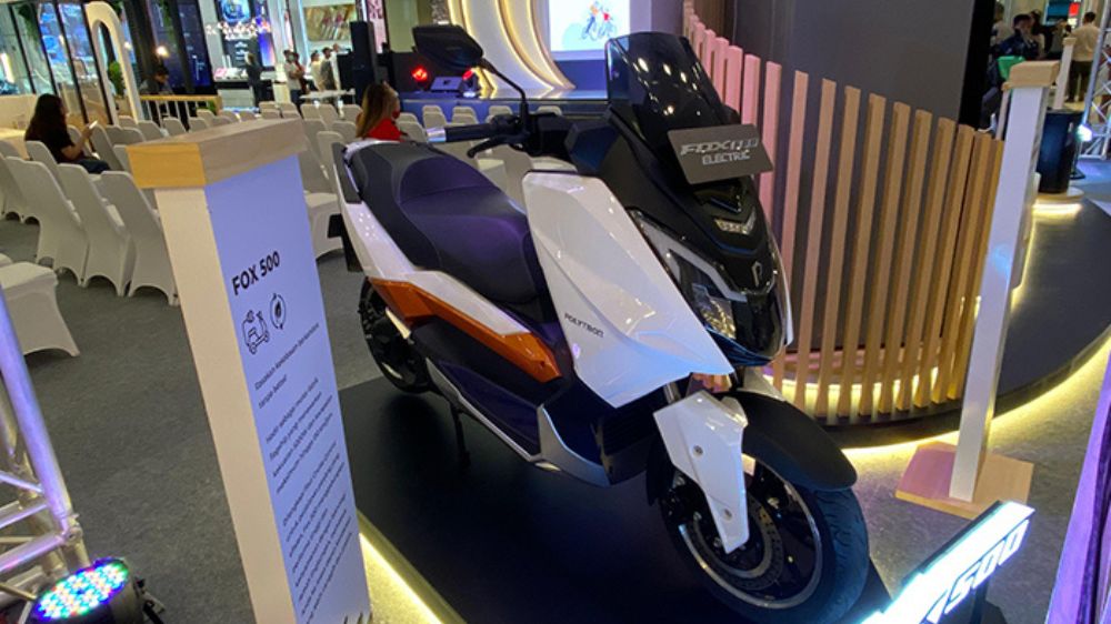 Pilihan Motor Listrik Mirip Nmax Harga Mulai Rp14 Juta dari Polytron, Cocok untuk Aktivitas Harian