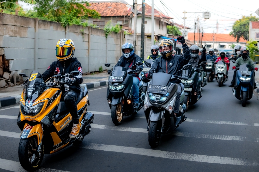 Tunjukan Eksistensi Diri, Puluhan Biker NMAX Gelar Satmori Keliling Jakarta