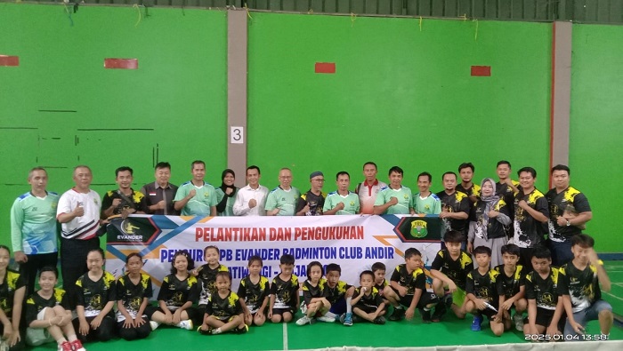 PB Evander Badminton Club Jaring Bakat Usia Dini 