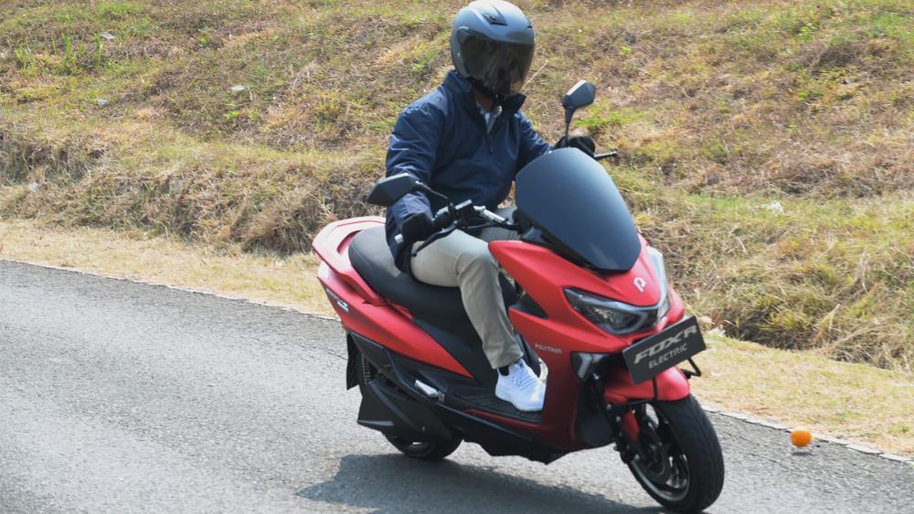 Polytron Fox-R Mirip NMAX Cicilan Ringan, Jarak Tempuh 130 Km dan Kecepatan 95 Km per Jam, Harga Berapa?