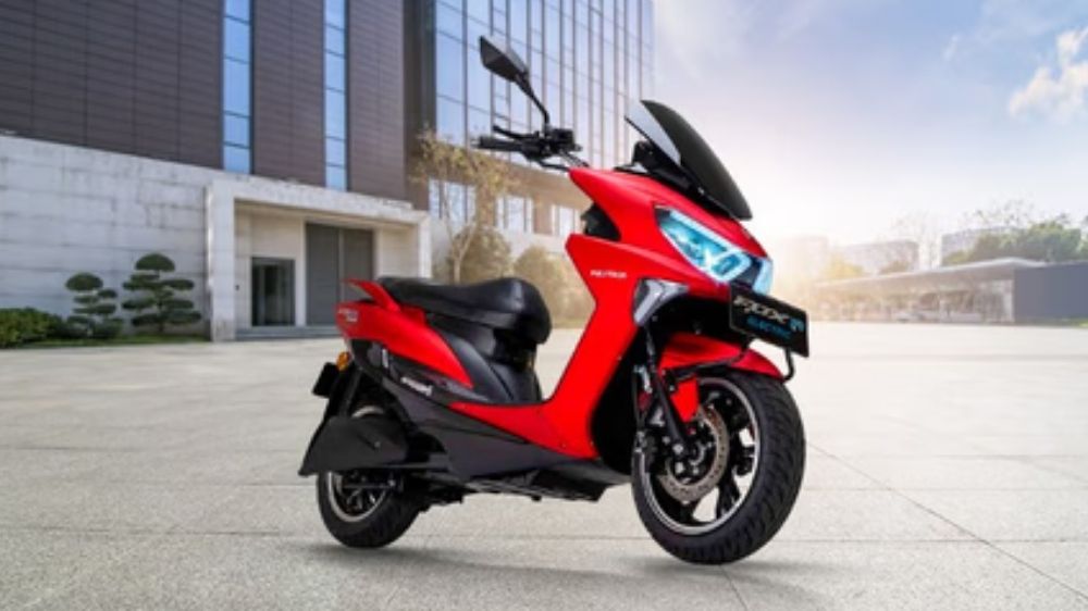 Harga Mulai 13 Jutaan, 4 Motor Listrik Bodi Bongsor Mirip NMax yang Bikin Nyaman Dipakai Setiap Hari