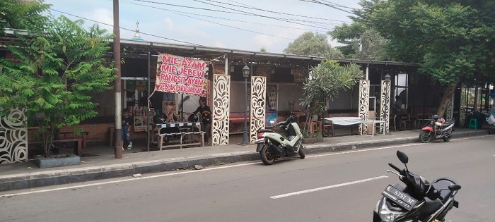 Pedagang Pilih Tidak Jualan, Kios di Taman Raharja Rusak Parah