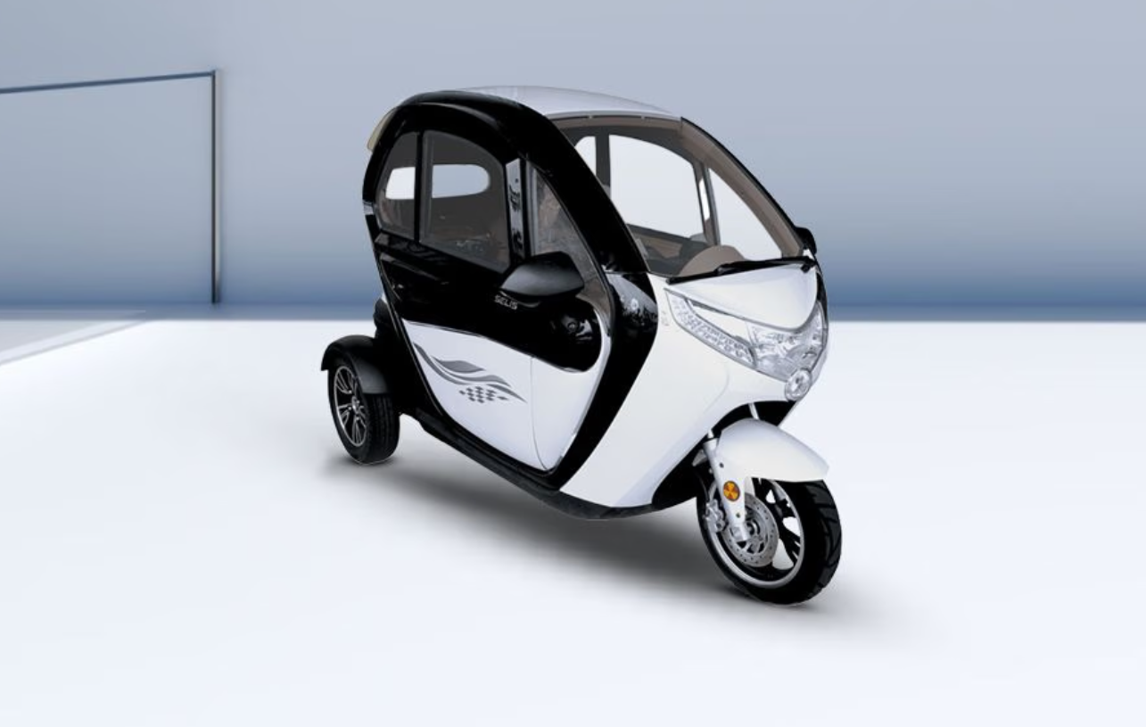 Motor Listrik Roda 3 Selis, Motor yang Bikin Kamu Aman dari Panas dan Hujan, Cocok untuk Harian di Kota