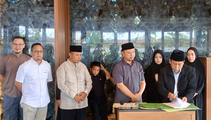 Wakaf Tanah 1.030 M untuk Al Firdaus