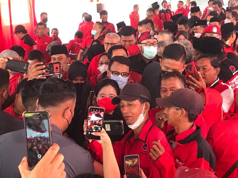 Puan Maharani Hadir di Cirebon, Tegaskan PDIP Terbuka Komunikasi dengan Partai Lain