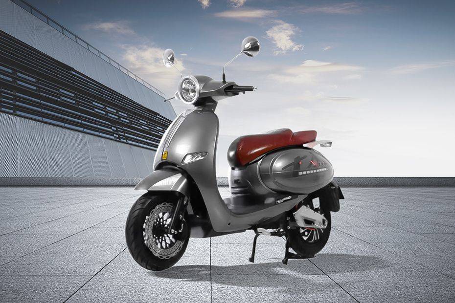 Bukan Vespa Tapi Mirip Banget! Berikut Daftar Motor Listrik Uwinfly Gaya Retro Keren dan Harga Bersahabat 