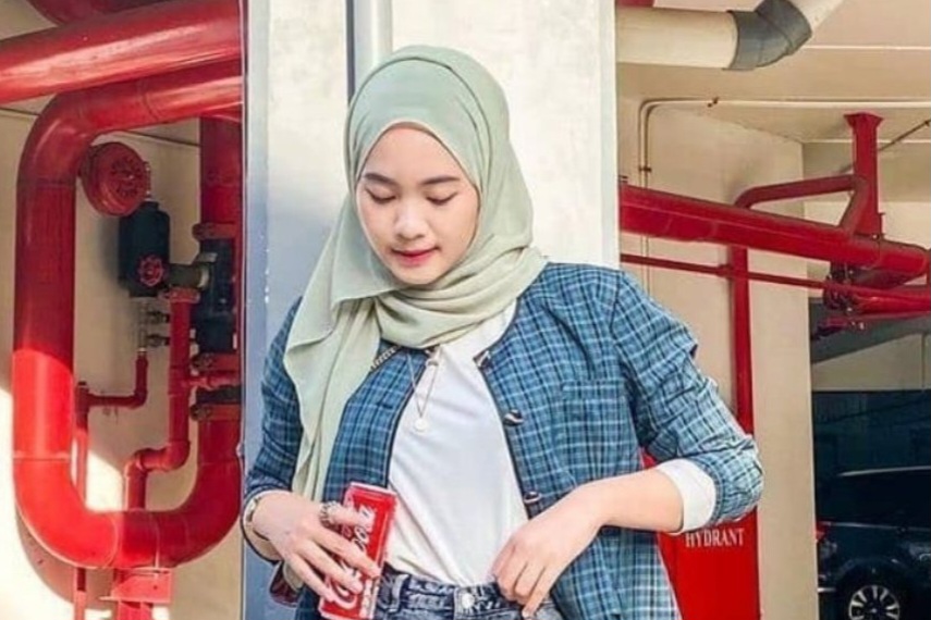 Warna Hijab yang Lagi Tren Anak Muda, Paling Diincar Agar Tak salah Pilih