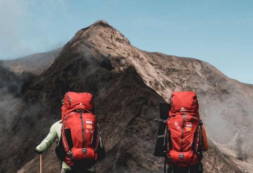 Apa saja Hal Yang Perlu Disiapakan Ketika Hendak Mendaki Gunung ? Simak Lengkapnya!