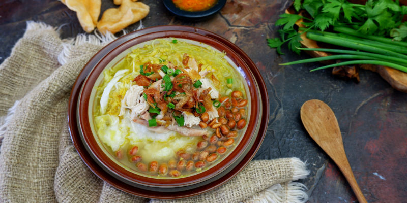 Bubur Ayam Cirebon, Hangat dan Lezatnya Sarapan Khas Cirebon