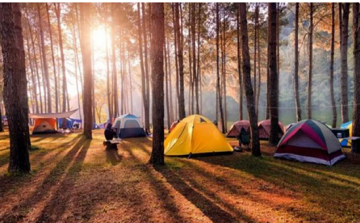 Rekomendasi 5 Tempat Camping di Kuningan yang Hits