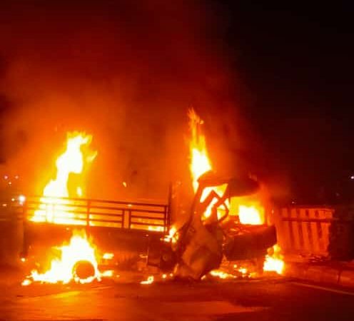 Mobil Terbakar di Pamanukan Subang, 4 Orang Penumpang Tewas Terpanggang