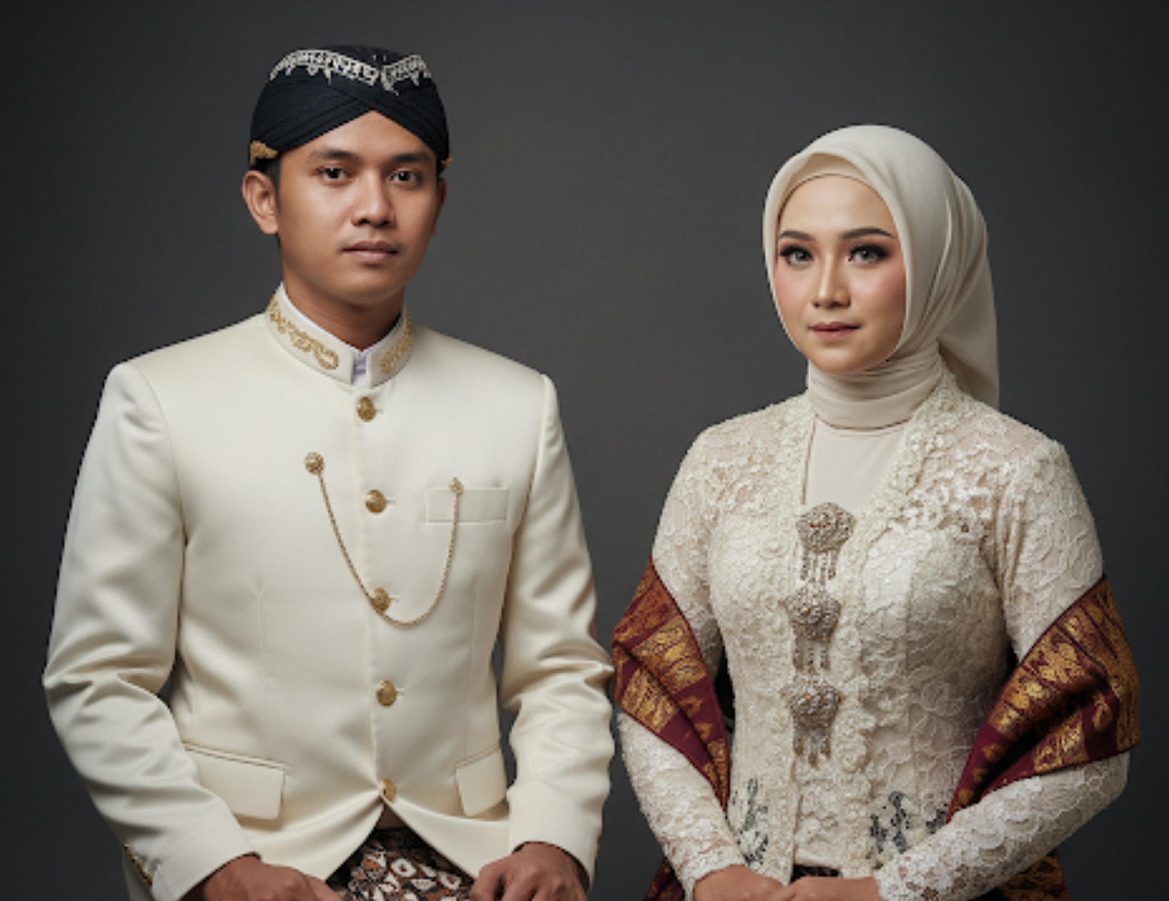 Prompt Anti Gagal! Cara Edit Foto AI Bersama Pasangan dengan Adat Tradisional, Fix Makin Couple Goals!