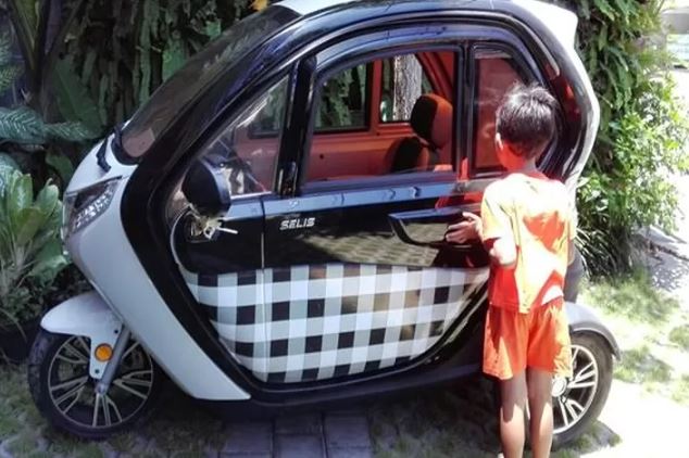 Daftar Harga Motor Listrik Roda 3 Anti Hujan, Mulai dari Buatan China Hingga Dalam Negeri