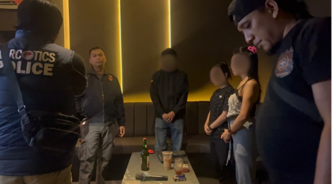 Razia Hotel di Majalengka, Polisi Sita 36 Botol Miras Diduga Tanpa Izin  