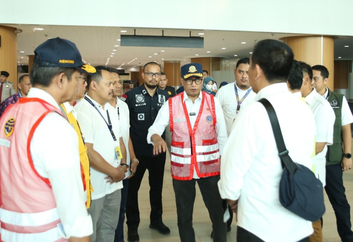 TOL CISUMDAWU Beroperasi 15 April, Presiden Jokowi Kasih PR Penerbangan Bandara Kertajati Majalengka