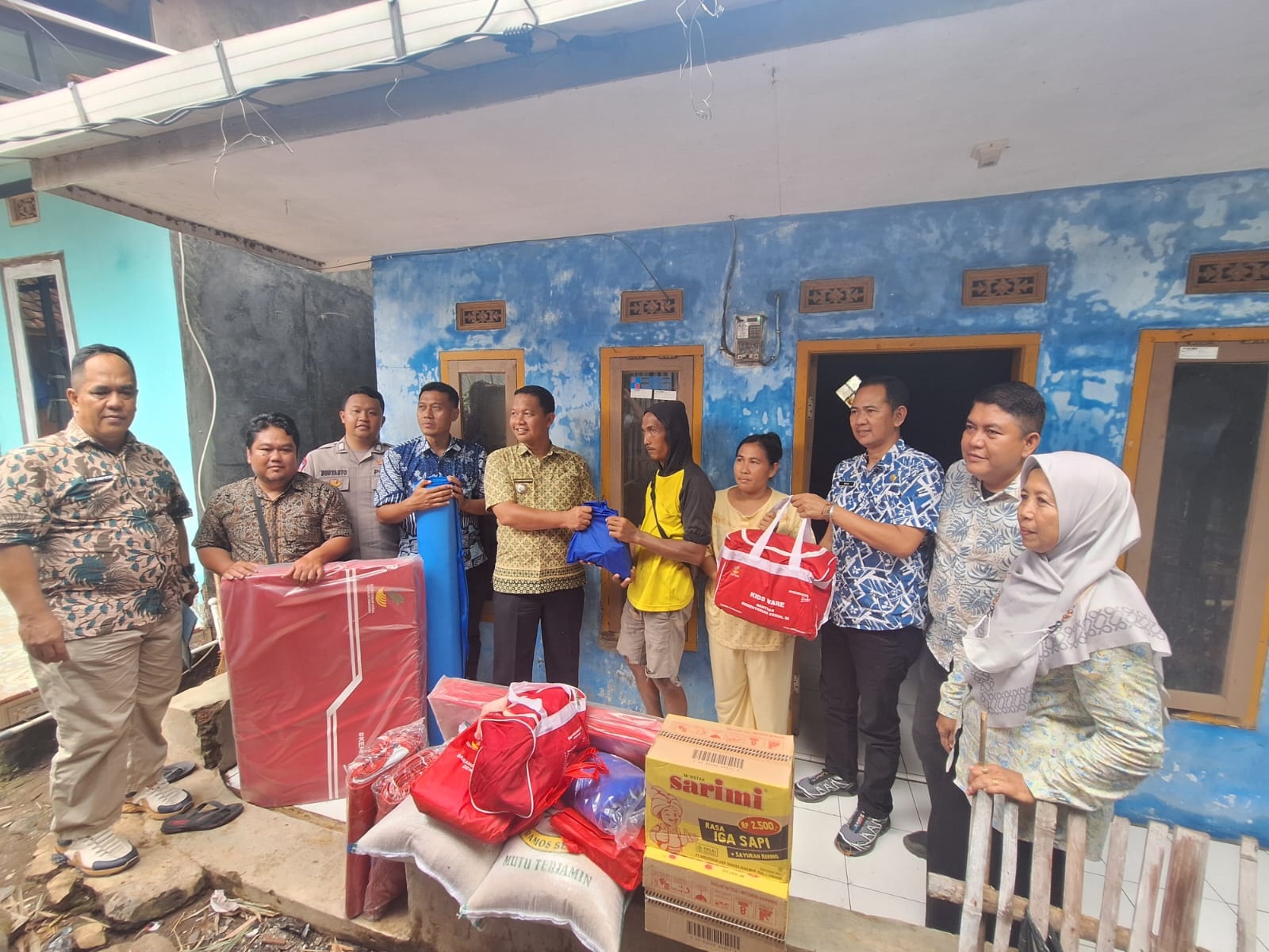 Pemkab Majalengka Bantu Korban Kebakaran Akibat Korsleting Listrik