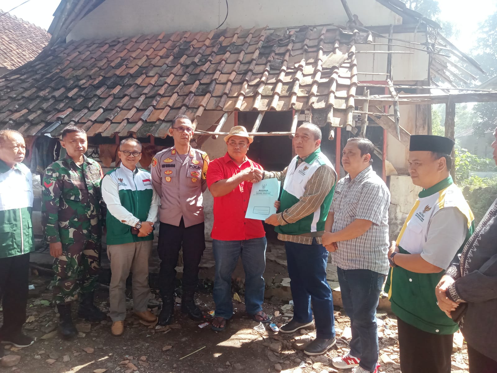 Baznas Bantu Rutilahu, Pemdes Panjalin Lor Siap Tambah Kekurangan Material