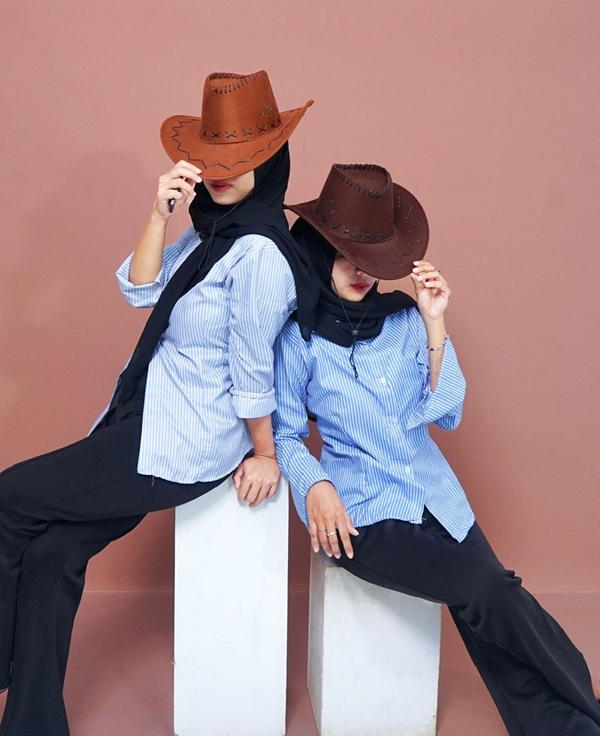 Deretan Prompt Gemini AI untuk Foto Studio Bersama Pasangan, Keluarga dan Sahabat, Cobain Promptnya Berikut 