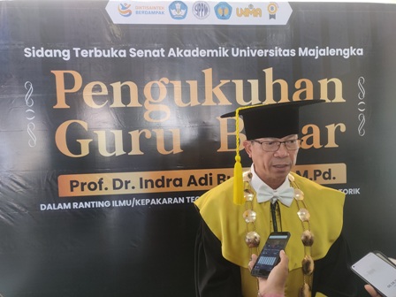 Rektor Unma Prof. Dr. Indra Adi Budiman Dikukuhkan sebagai Guru Besar Kedua Universitas Majalengka