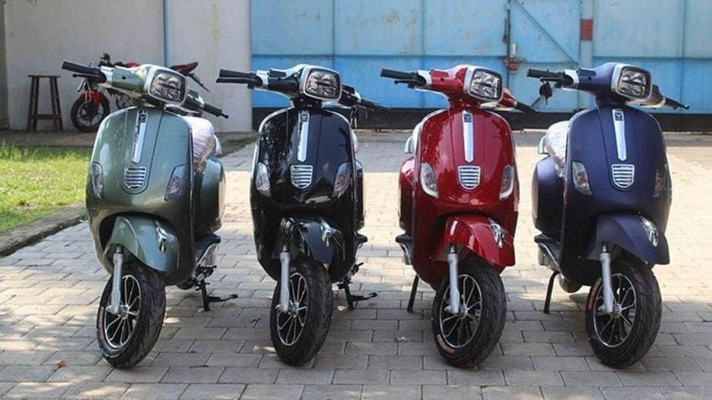 7 Pilihan Motor Listrik Terbaik 2026 Desain Stylish, Jarak Tempuh Panjang, Performa Maksimal untuk Perkotaan