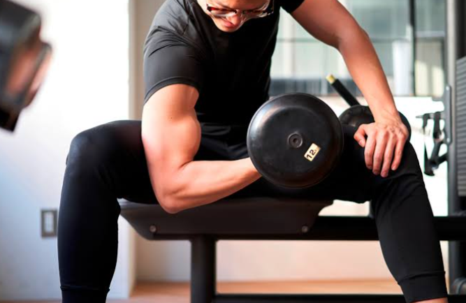 4 Cara Latihan Sederhana untuk Menguatkan Otot Lengan