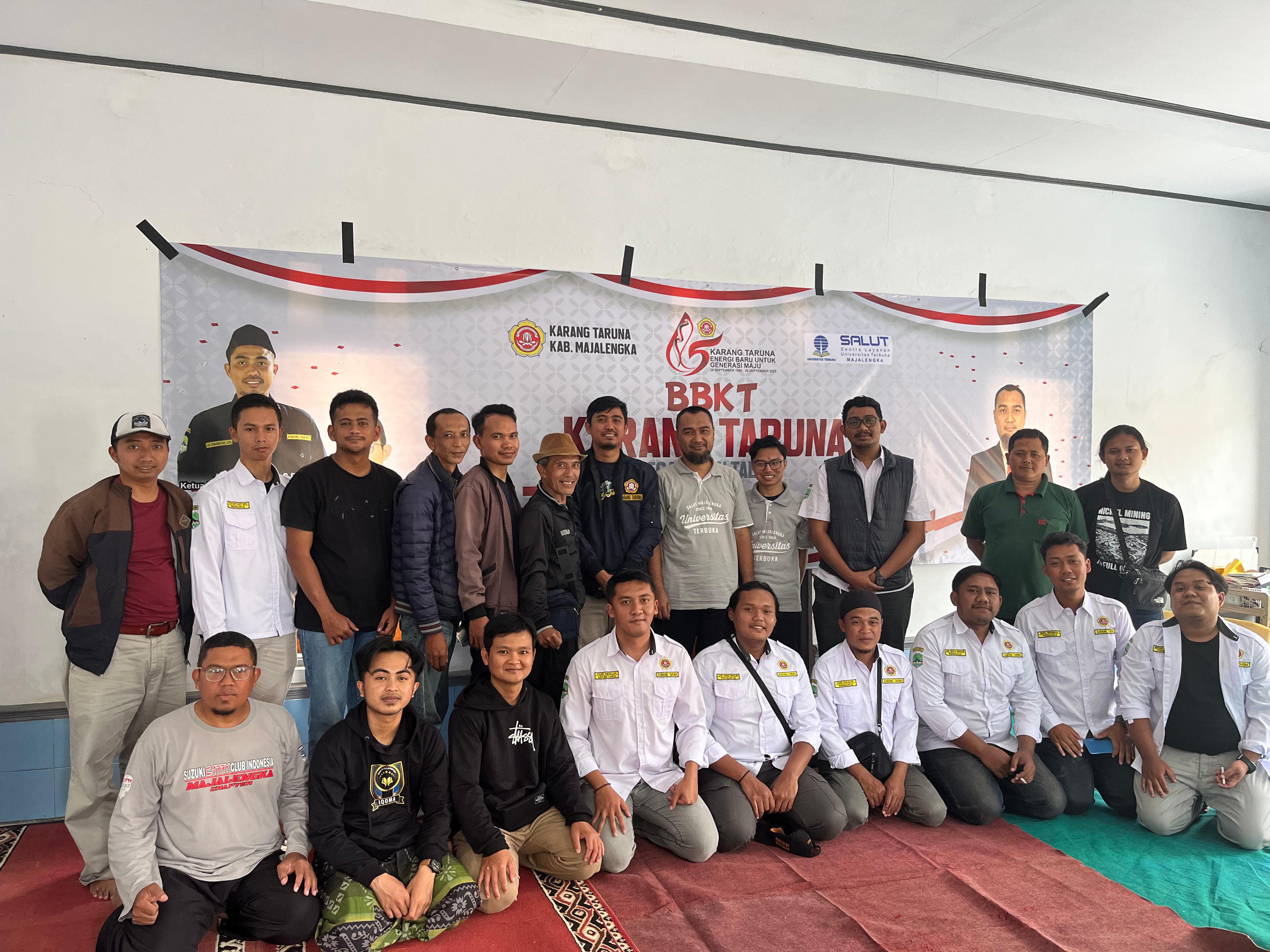 Bulan Bakti Karang Taruna ke-65 di Majalengka: Pelatihan Ayam Kampung dan Santunan Lansia