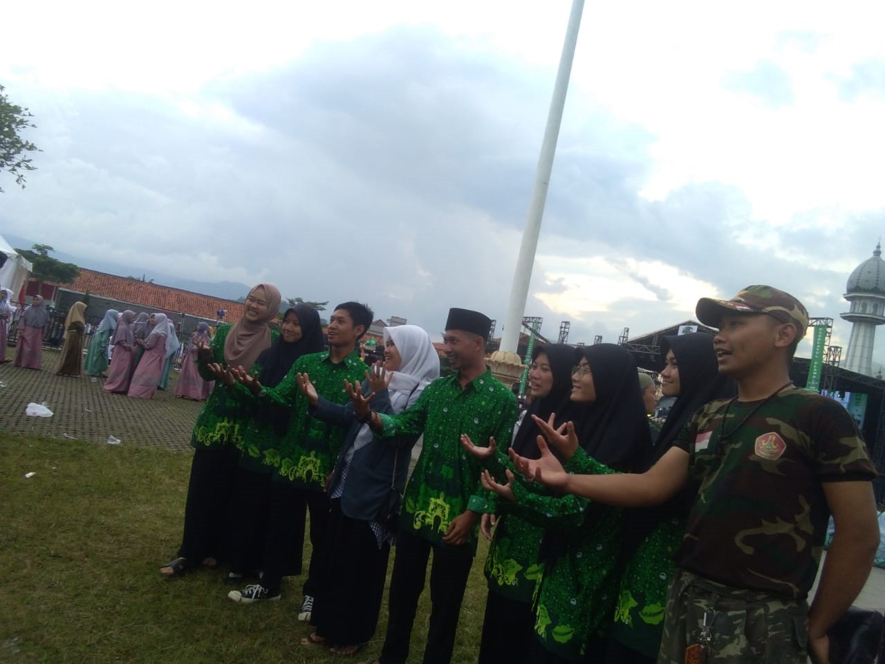 Harlah 1 Abad NU, Hadad Alwi Hibur Ribuan Warga NU