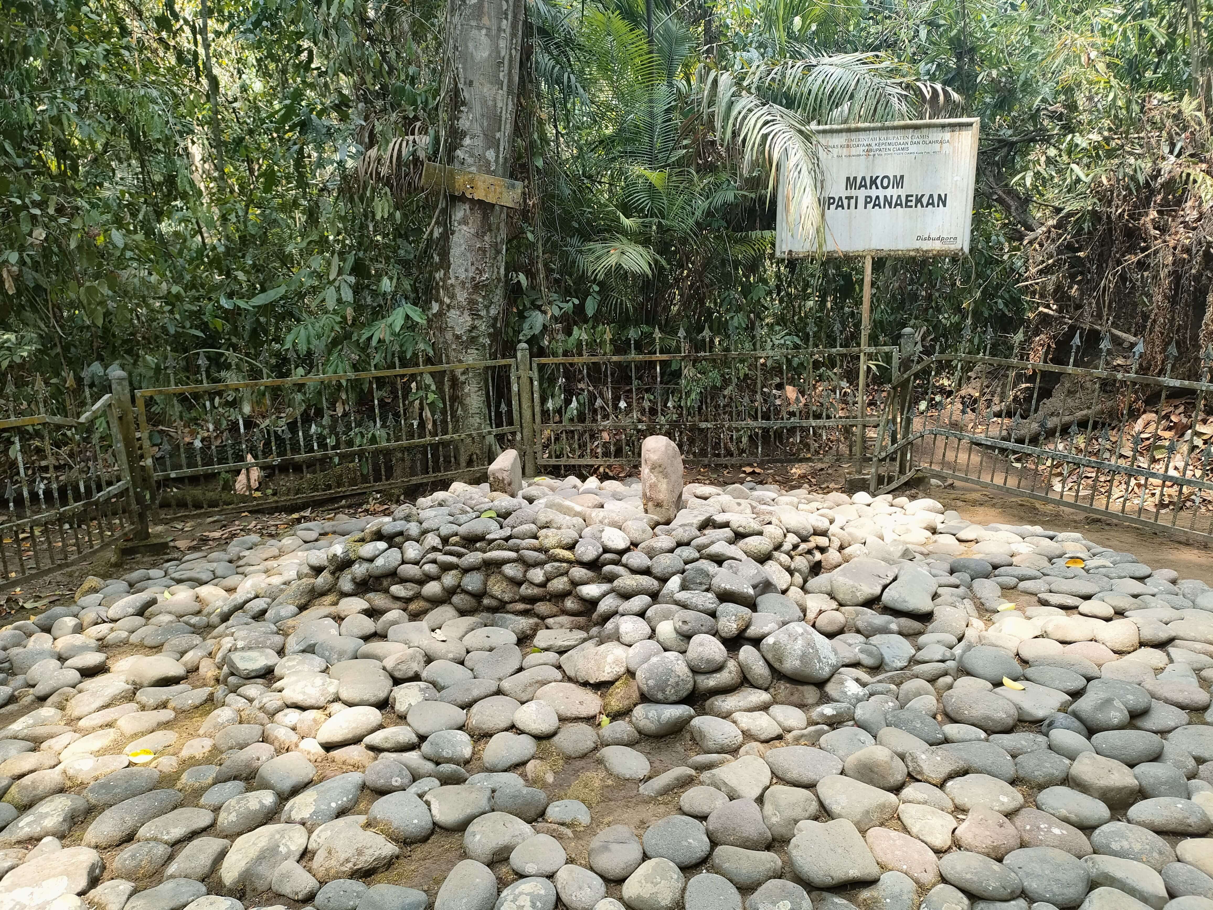Adipati Panaekan Menyerang VOC di Batavia Berujung Tragis, Makamnya di Kawasan Hutan Seluas 25,5 Hektar 