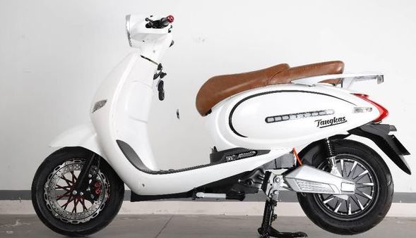 Gak Sampe 10 Juta, Berikut 5 Rekomendasi Motor Listrik Mirip Vespa Lengkap dengan Fitur dan Harga