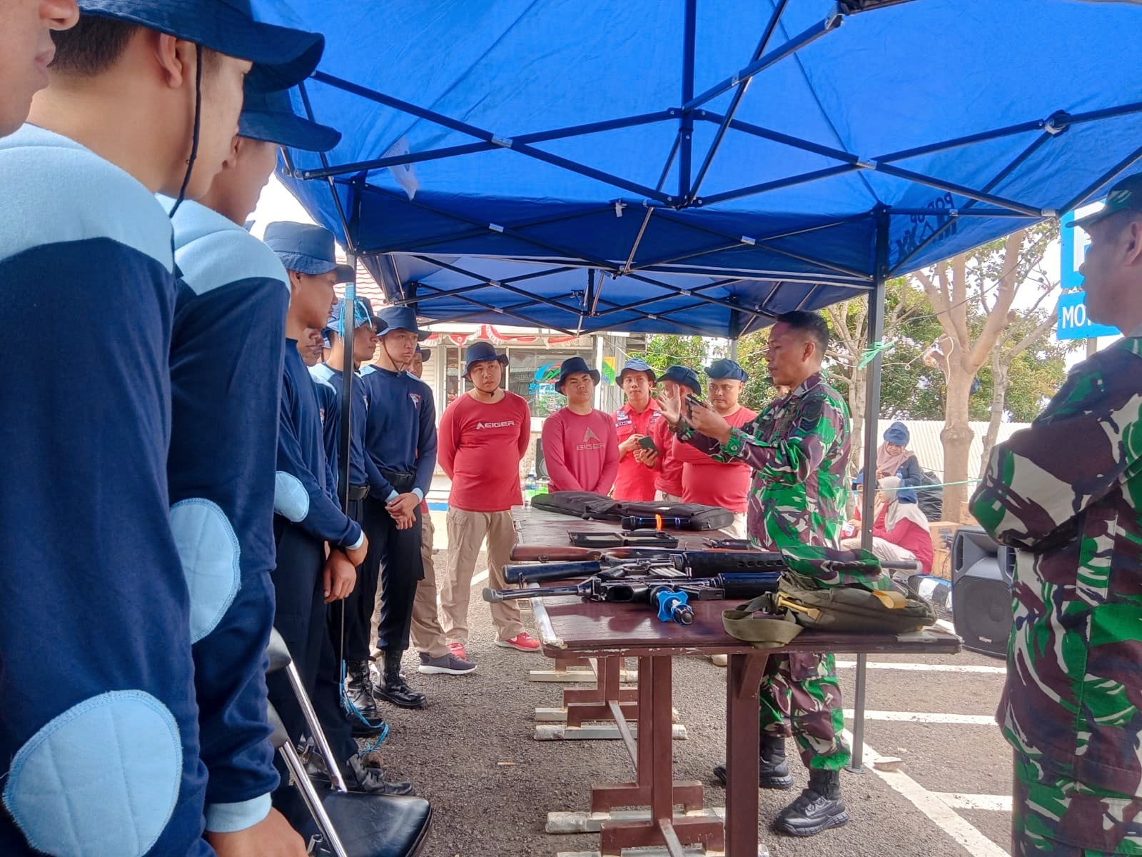 Petugas Lapas Dilantih Bongkar Pasang Senpi