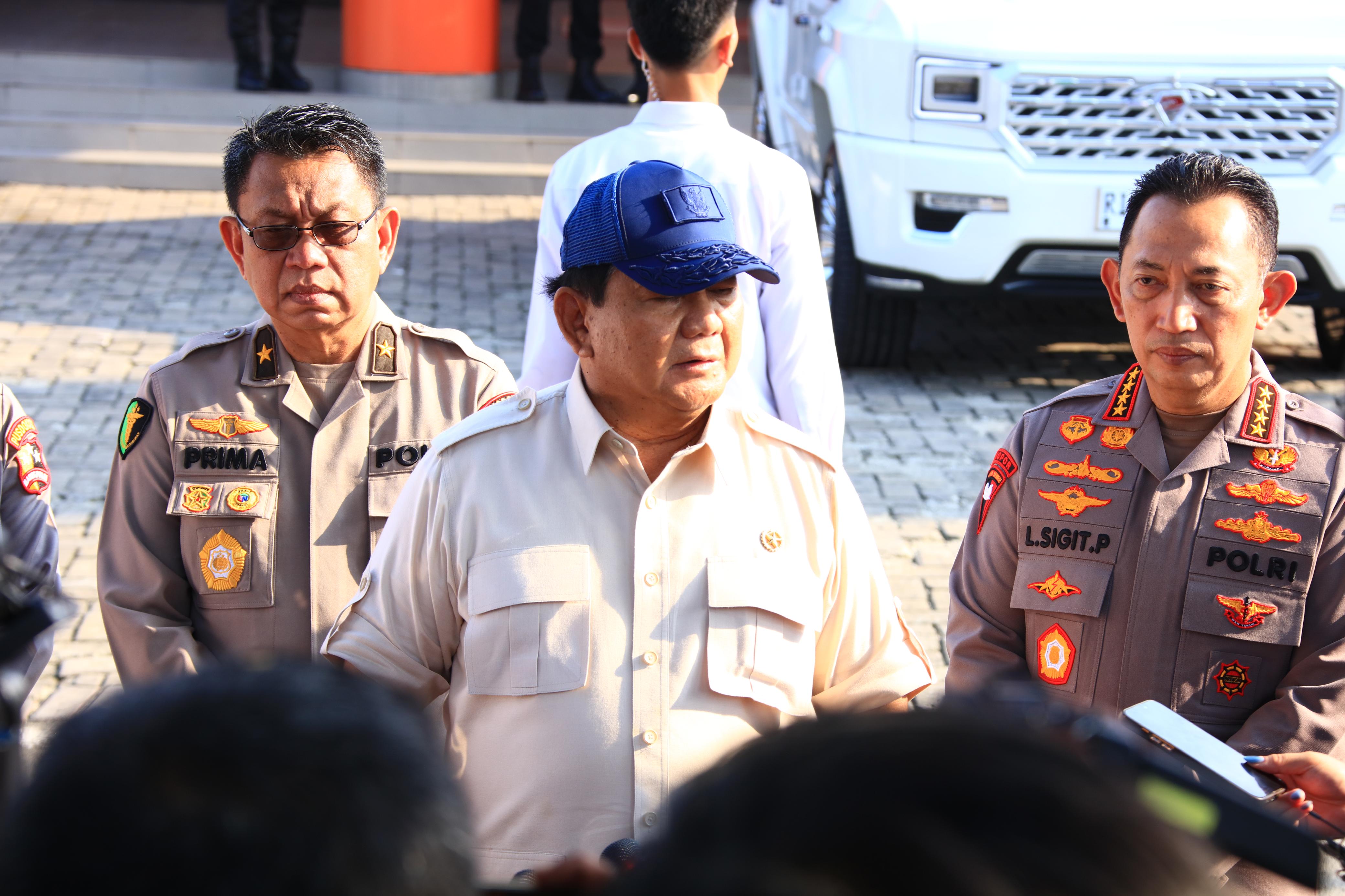 Prabowo Janjikan Kenaikan Pangkat Luar Biasa bagi Polisi yang Terluka Saat Amankan Aksi Rusuh