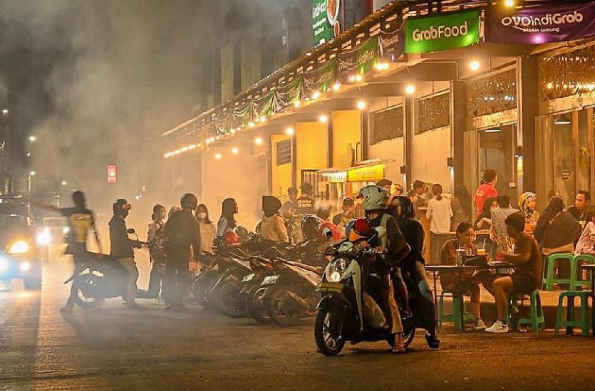 Meromantisasi Malam : Ini 5 Rekomendasi Kuliner Malam yang Wajib di Coba di Cirebon! Simak ulasannya! 