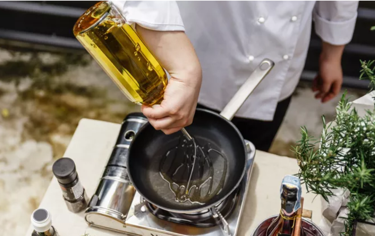 Manfaat dan Kegunaan Olive Oil untuk Memasak beserta Tips nya