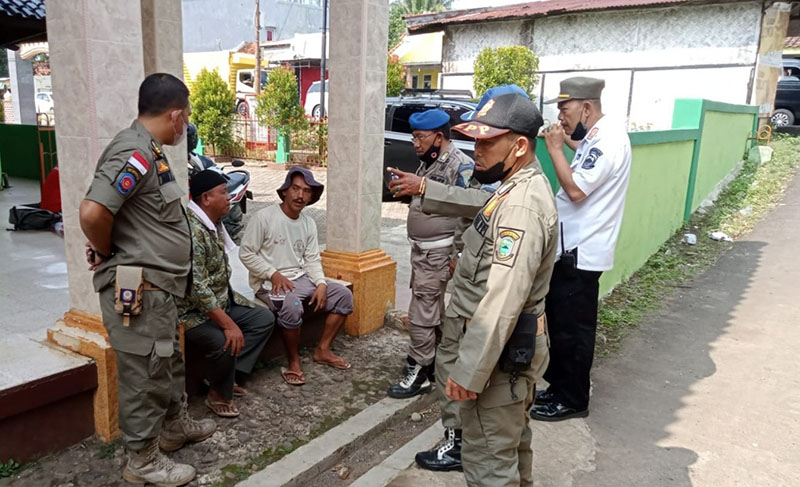 Satpol PP Tertibkan Gepeng di Lame Oleced, Sering Mangkal