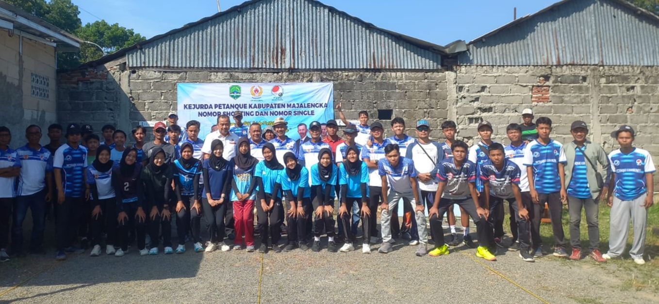 Ayu Lestari & Ahmad Hidayat Sabet Juara Kejurda Petanque Majalengka 2025