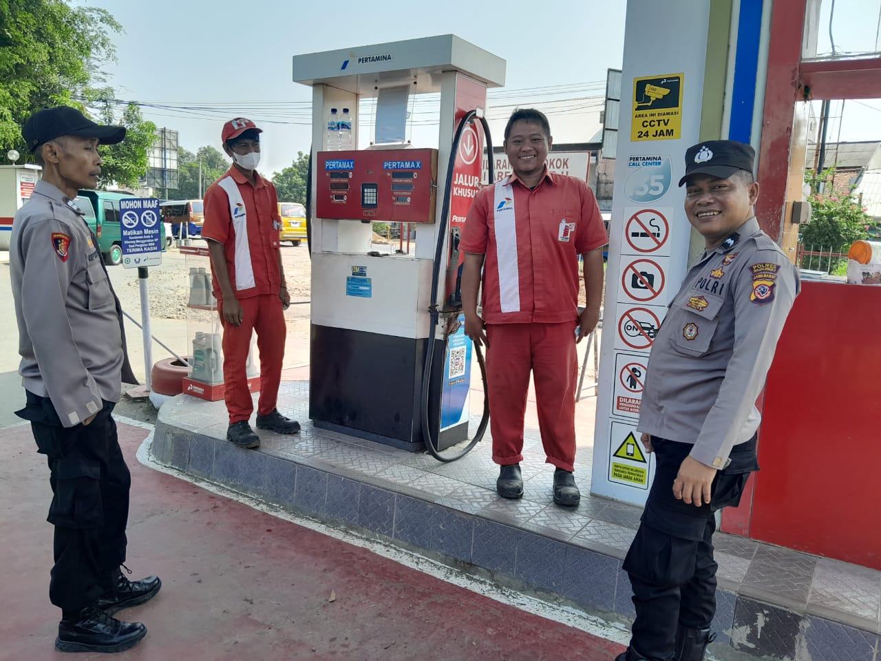 Dengan Patroli Siang Hari, Personel Polsek Kadipaten Cegah Gangguan Kamtibmas