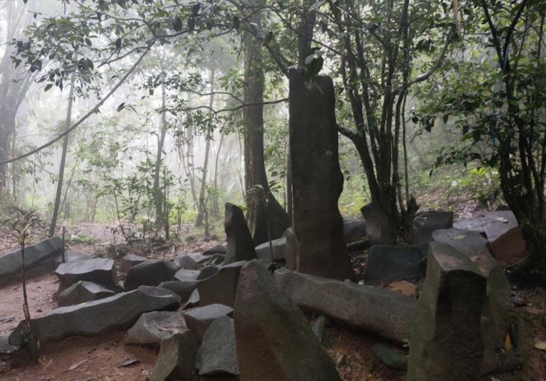Situs Batu Panjang, Lokasinya di Perbatasan Majalengka - Ciamis, Lebih Tua dari Situs Gunung Padang