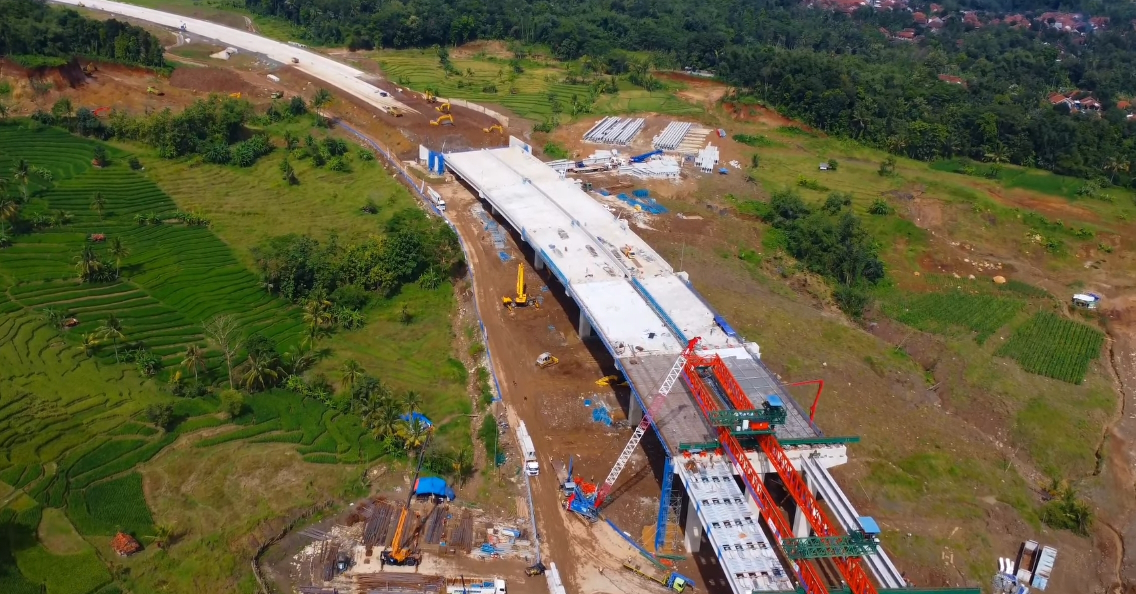 POTRET Terkini Pembangunan TOL CISUMDAWU di Seksi 5A, Jembatan Conggeang Belum Tersambung