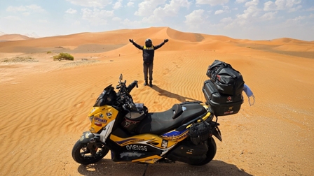 Kisah Perjalanan Biker XMAX Tembus 12 Negara Untuk Bisa Umrah di Tanah Suci Mekah