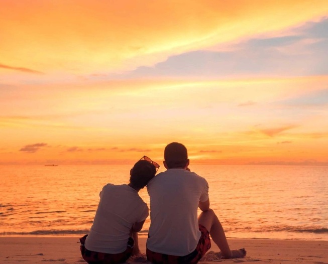 Yuk Cobain Kumpulan Prompt Gemini AI Pasangan, Buat Foto Kamu Jadi Romantis dan Estetik