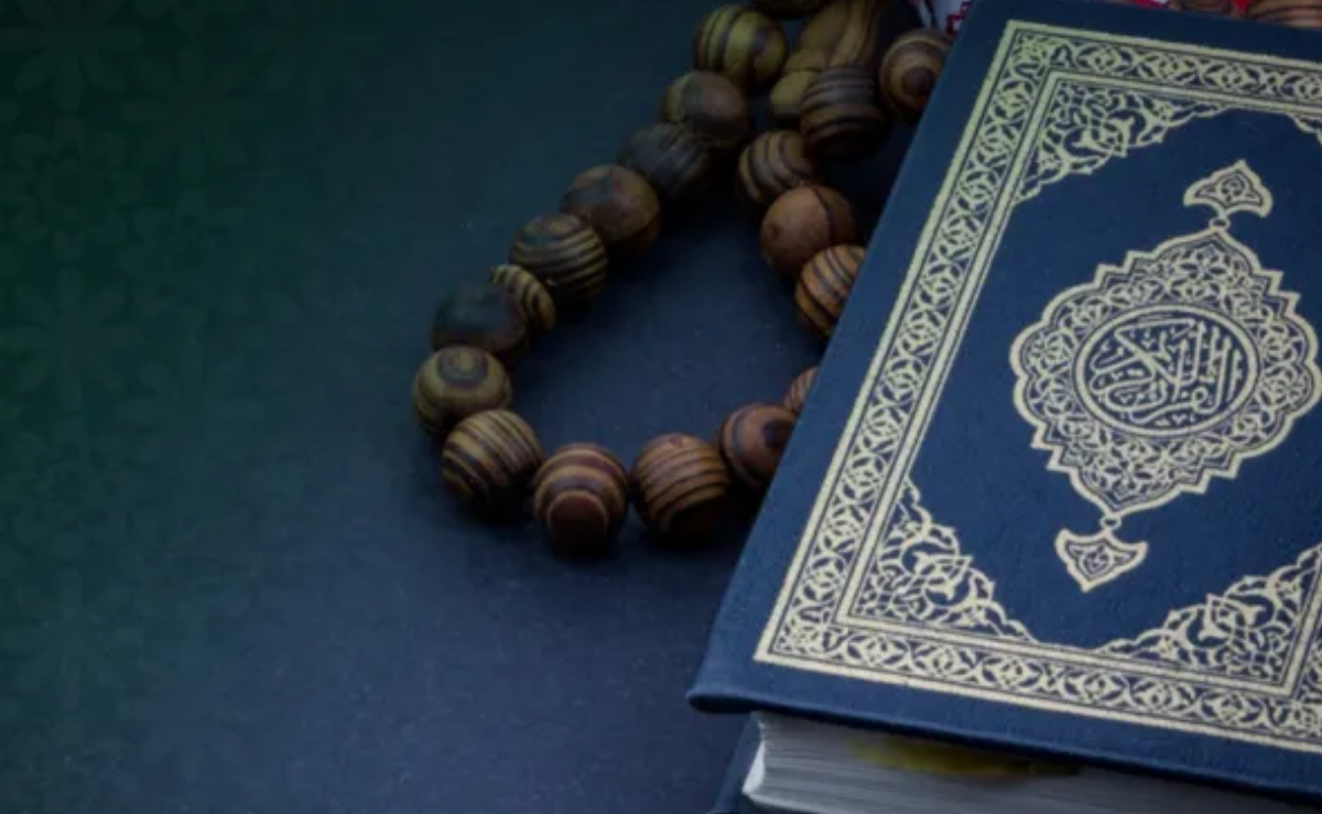 5 Amalan dan Keutamaan Malam Nuzulul Quran di Bulan Ramadhan