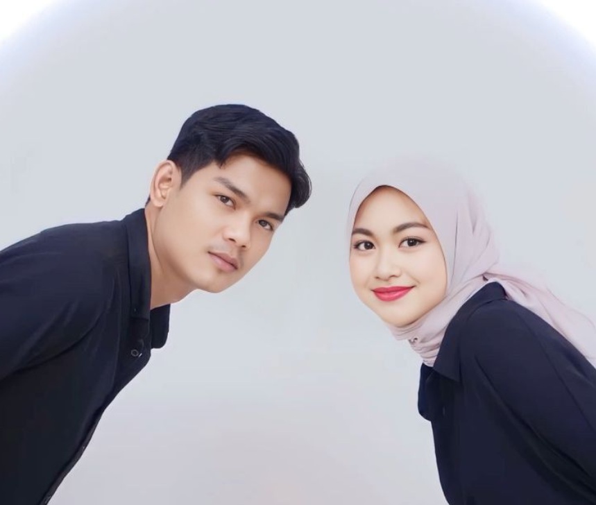 Yuk Cobain Bikin Foto Menggunakan Prompt Gemini AI Bersama Pasangan atau Idola Kamu, dengan Hasil Natural 