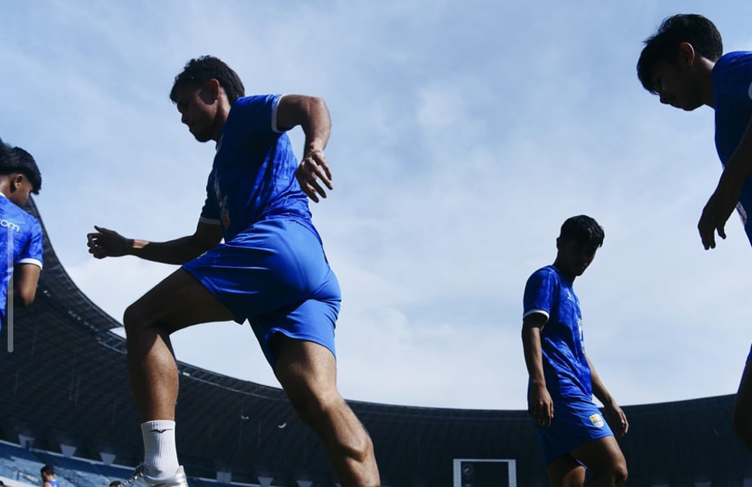 Barba Belum Pulih! Dua Pemain Penting Persib Bandung Ikut Absen Jelang Hadapi Dewa United