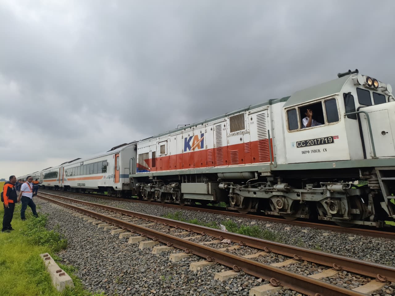 Evakuasi Lokomotif KA Menoreh Rampung, Jalur Kereta Api Babakan–Waruduwur Kembali Normal